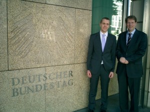 Jonathan Berger absolviert zweiwöchiges Praktikum im Deutschen Bundestag - Bild