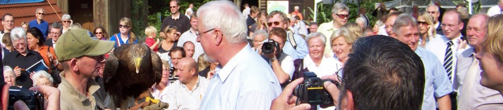 Peter Harry Carstensen beim CDU Herbstspektakel im Wildpark Eekholt - Bild