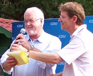 Peter Harry Carstensen beim CDU Herbstspektakel im Wildpark Eekholt - Bild