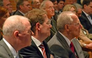 RW GST WSCH Gero Storjohann begrüßt Dr. Wolfgang Schäuble im ausgebuchten Bürgerhaus Henstedt-Ulzburg - Bild