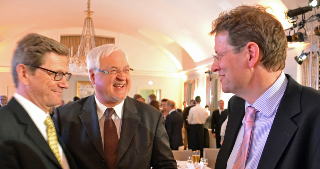 Bundesaußenminister Guido Westerwelle , Peter Harry Carstenden und Gero Storjohann MdB