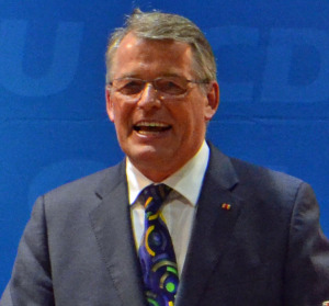 Jetzt anmelden - Auch Reimer Böge kommt zum Finanz- und Wirtschafts-Talk mit Ralph Brinkhaus und Gero Storjohann in Kaltenkirchen - Bild