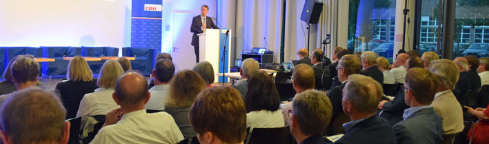 CDU Politiker für mehr Tempo bei der Digitalisierung und dem Glasfasernetz - Foto Ingbert Liebing - Innovationsdynamik in Schleswig-Holstein muss besser werden