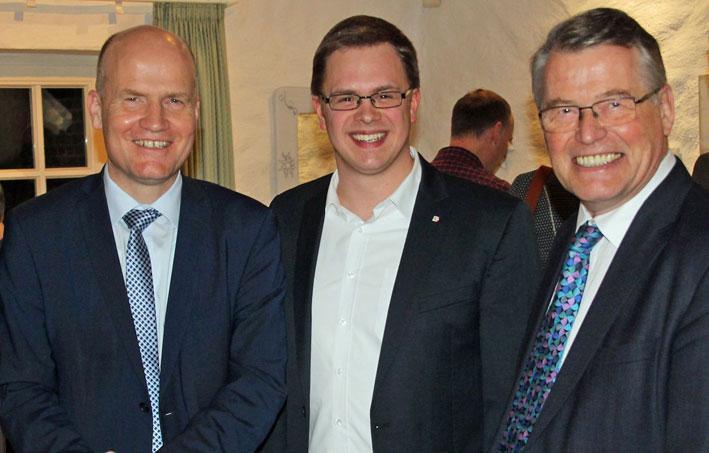 So geht‘s: Zutrauen - Zupacken - Zusammenhalten - Foto So geht‘s: Zutrauen - Zupacken - Zusammenhalten - Bild