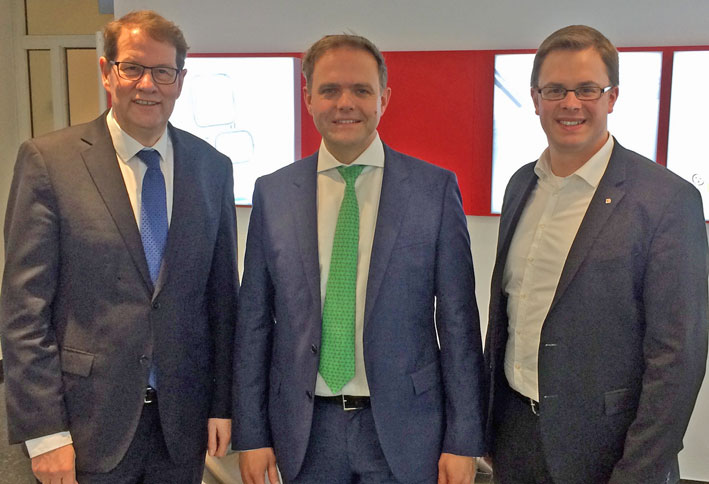 Mit Vertrauen geht vieles besser - Foto Mit Vertrauen geht vieles besser - Bild