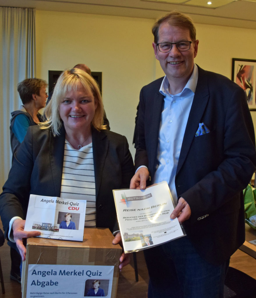 Claas Hansen gewinnt Berlin-Reise beim Angela Merkel Quiz - Bild