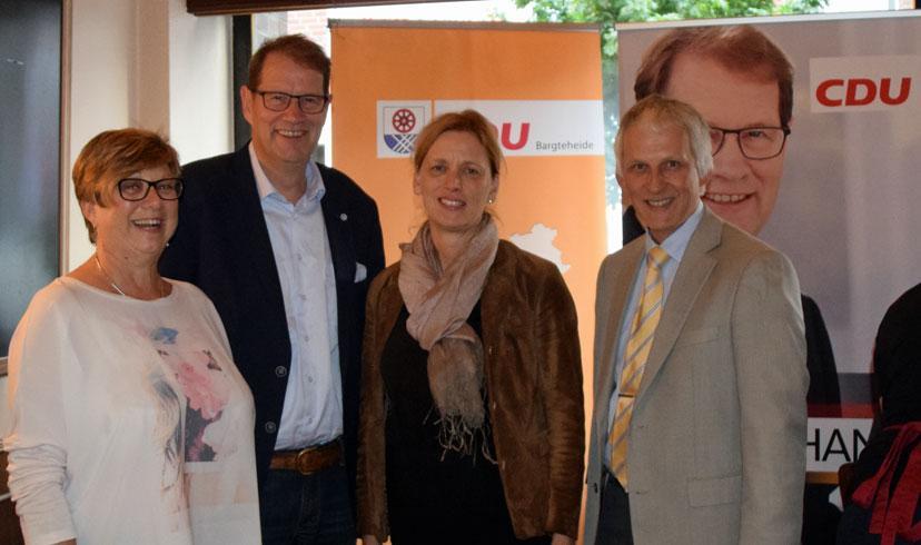 Gero Storjohann trifft Bildungsministerin Karin Prien in Bargteheide. - Foto Gero Storjohann trifft Bildungsministerin Karin Prien in Bargteheide. - Bild