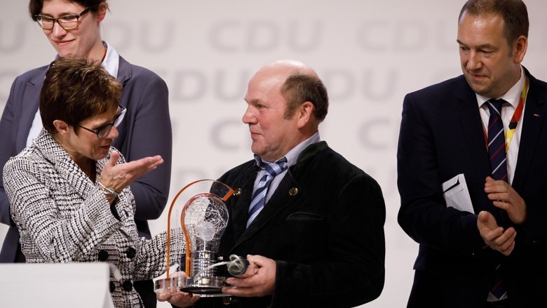 CDU Ortsverband Tangstedt gewinnt den Preis für innovative Parteiarbeit 2018 - Foto CDU Ortsverband Tangstedt gewinnt den Preis für innovative Parteiarbeit 2018 - Bild