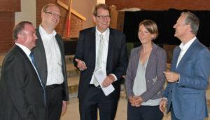 Gero Storjohann unterstützt denkmalgeschütztes Schalom in Norderstedt - Bild