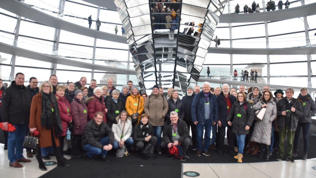 Über 100 Besucher aus dem Wahlkreis bei Gero Storjohann in Berlin - Foto Über 100 Besucher aus dem Wahlkreis bei Gero Storjohann in Berlin - Bild