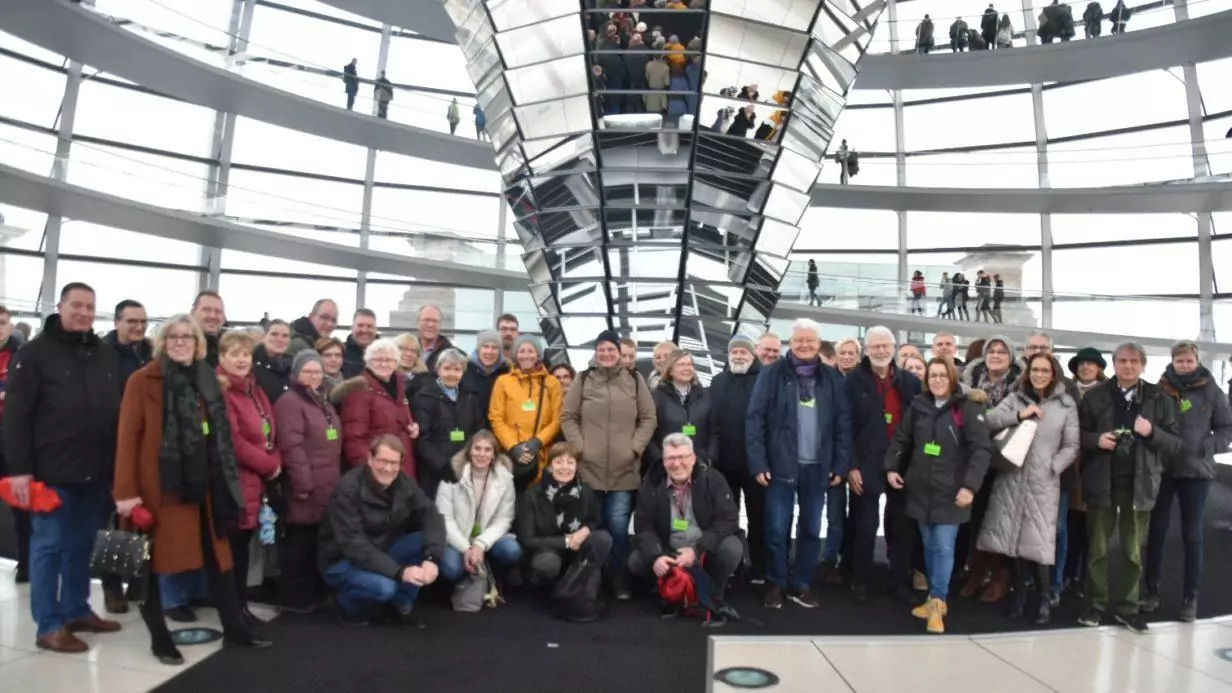 Über 100 Besucher aus dem Wahlkreis bei Gero Storjohann in Berlin - Foto Über 100 Besucher aus dem Wahlkreis bei Gero Storjohann in Berlin - Bild
