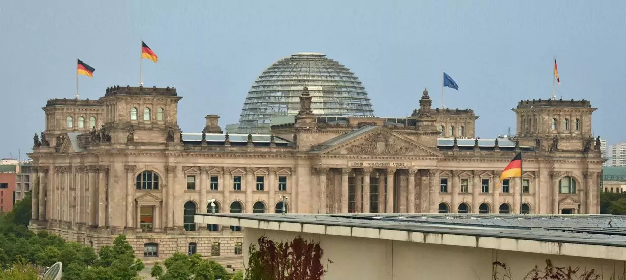 „Wir können die Krise bewältigen – mit klarer Führung“ - Foto Deutcher Reichstag
