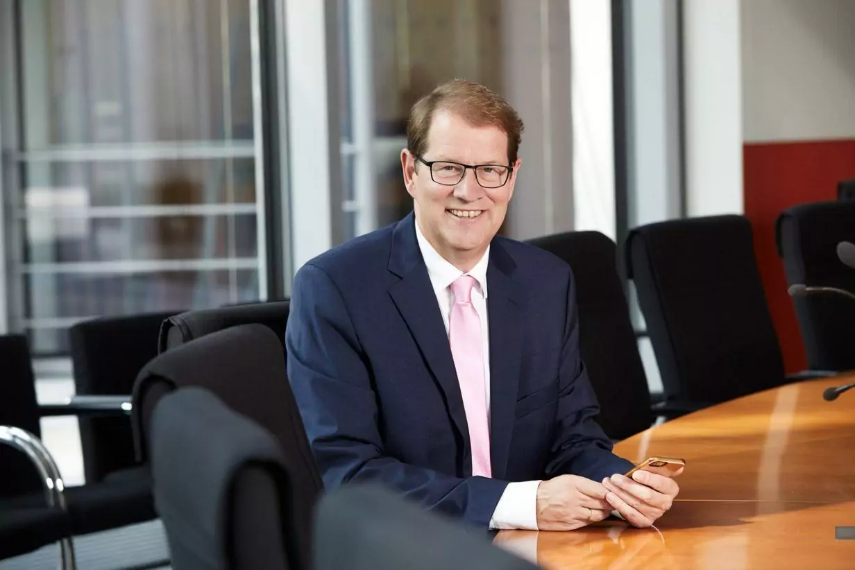 Gero Storjohann - Bäckereien mit Cafébetrieb und Soloselbständige erhalten Hilfen - Bild