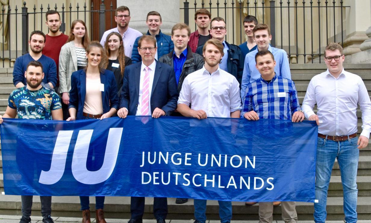 Die Junge Union für Gero Storjohann im Wahlkampfeinsatz - Foto Die Junge Union für Gero Storjohann im Wahlkampfeinsatz - Bild
