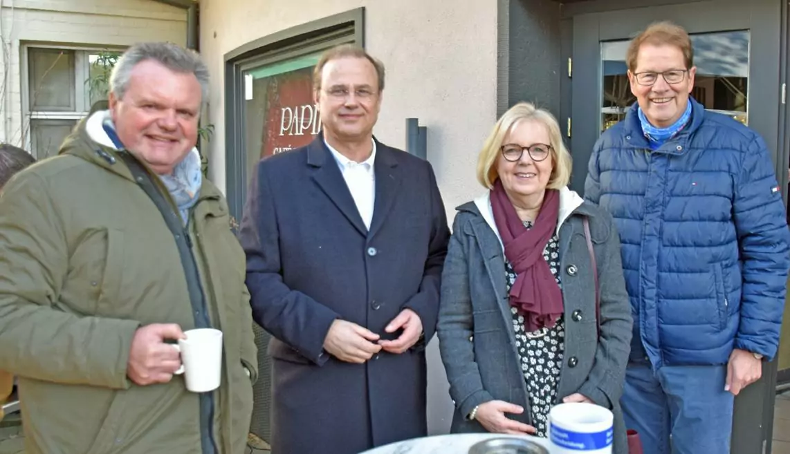 Hoffnung auf Frieden und Freiheit beim Neujahrspunschen der CDU Bargteheide - Bild