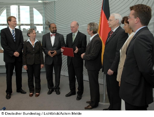Petitionsbericht des Deutschen Bundestages - Bild