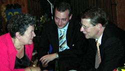 Professor Dagmar Schipanski, der CDU-Landtagsabgeordnete Axel Bernstein und der Bundestagsabgeordnete  Gero Storjohann (rechts) im Gespräch.
